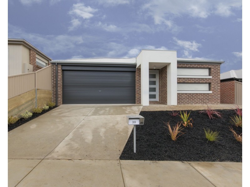 39 Fraser Street, Mount Pleasant VIC 3350
