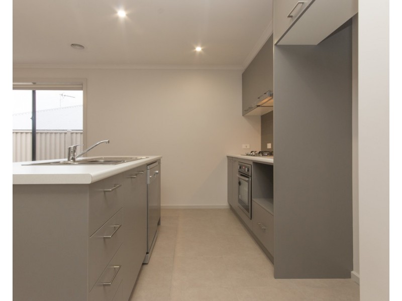 39 Fraser Street, Mount Pleasant VIC 3350