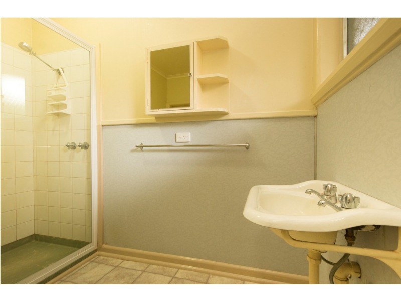 1/105 Drummond Street North, Ballarat Central VIC 3350