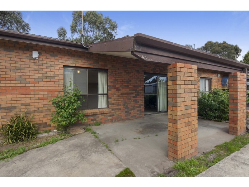 2/14 Recreation Road, Mount Clear VIC 3350