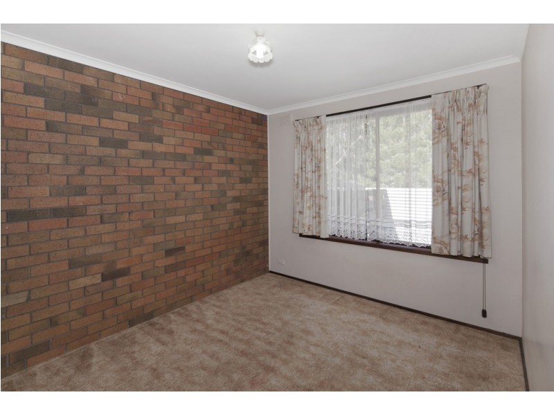 2/14 Recreation Road, Mount Clear VIC 3350