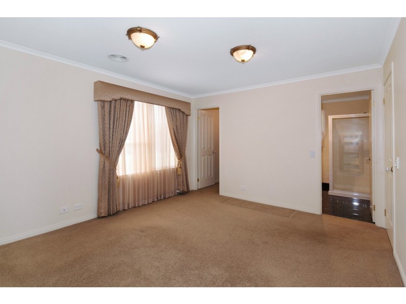 30 Scarborough Crescent, Alfredton VIC 3350