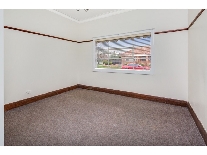 9 Lindisfarne Crescent, Lake Wendouree VIC 3350