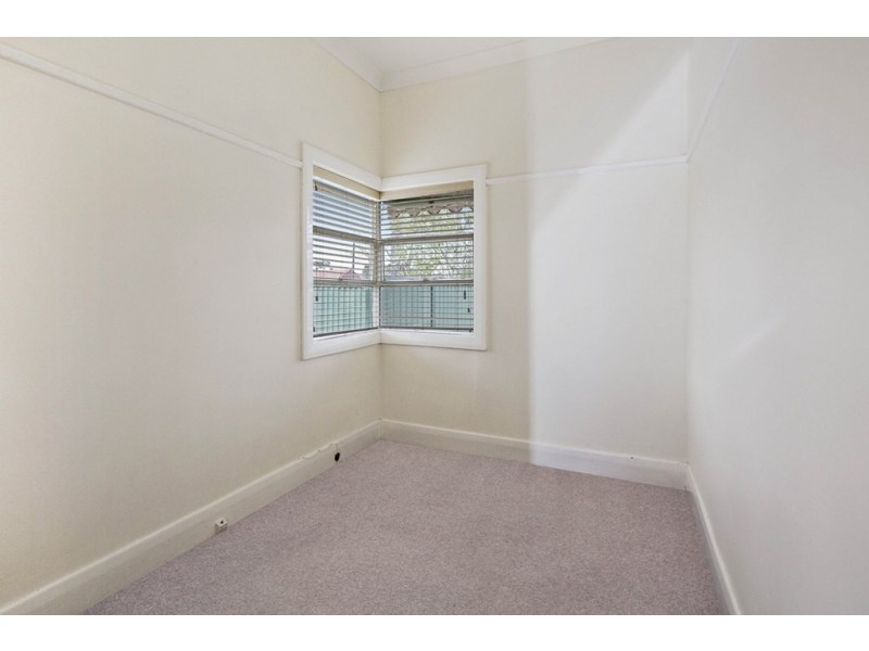 9 Lindisfarne Crescent, Lake Wendouree VIC 3350