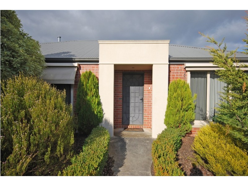 46 St Andrews Place, Lake Gardens VIC 3355