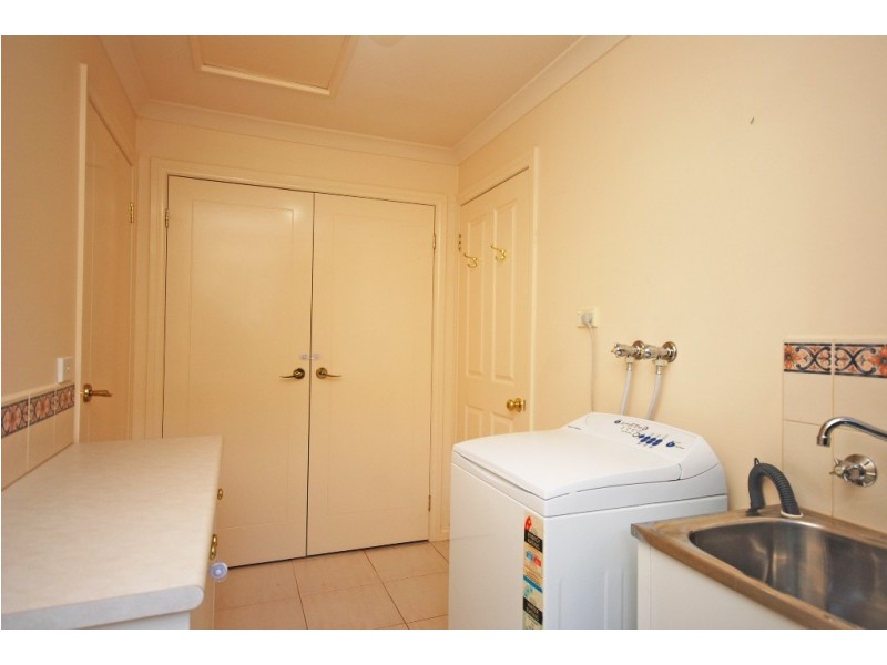 46 St Andrews Place, Lake Gardens VIC 3355