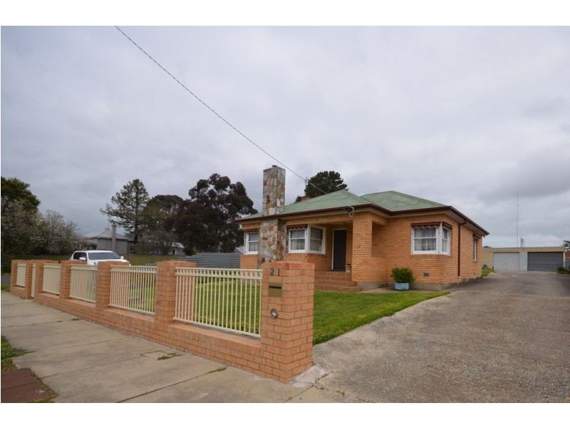 21 Willoby Street, Beaufort VIC 3373