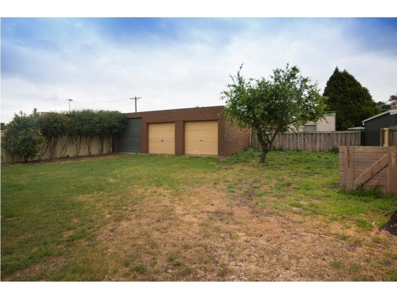 23 Malmesbury Street, Wendouree VIC 3355