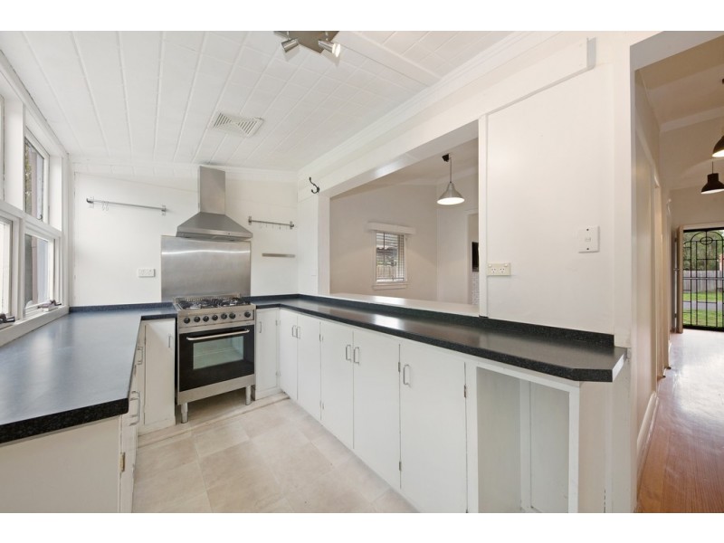 3 Nicholls Avenue, Ballarat East VIC 3350