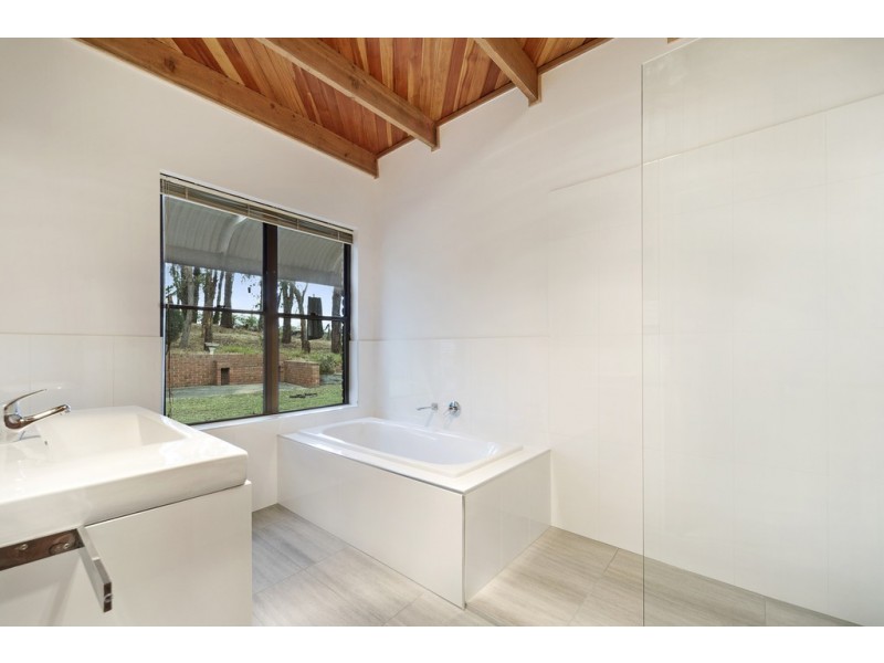 116 Daylesford Road, Brown Hill VIC 3350