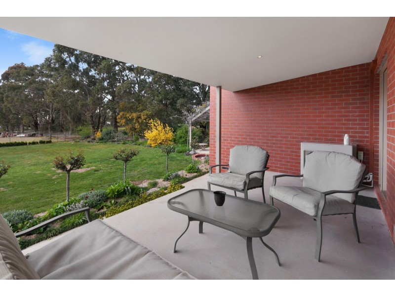15 Port Fairy Road, Ararat VIC 3377