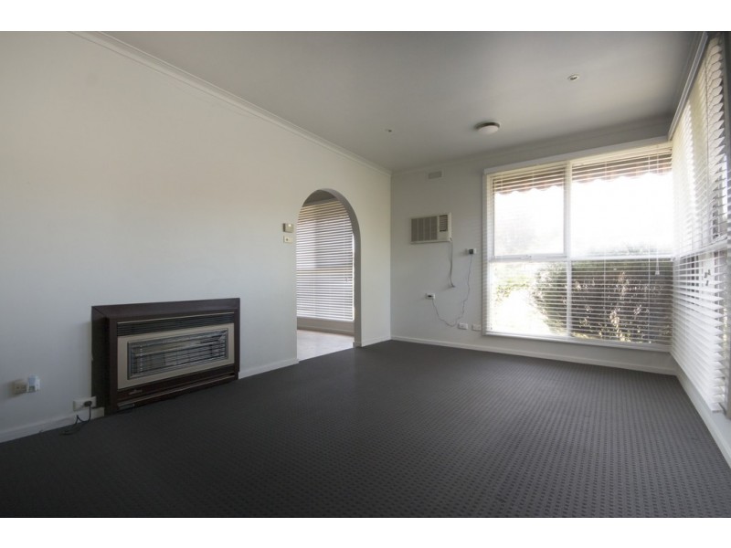 318 Main Road, Golden Point VIC 3350