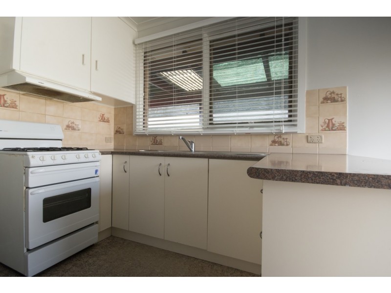 318 Main Road, Golden Point VIC 3350