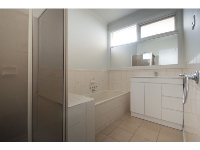 318 Main Road, Golden Point VIC 3350