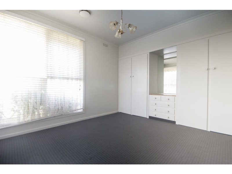 318 Main Road, Golden Point VIC 3350