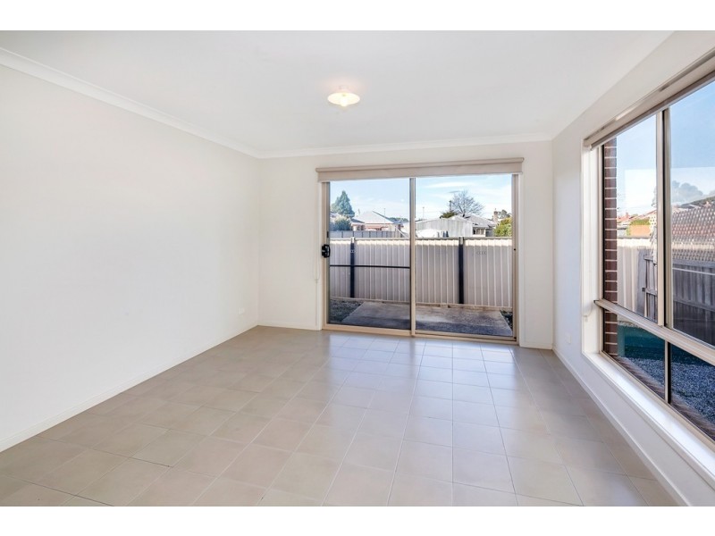 2/113 Spencer Street, Sebastopol VIC 3356