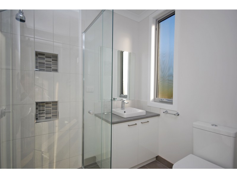 1 Holmsgarth Court, Brown Hill VIC 3350