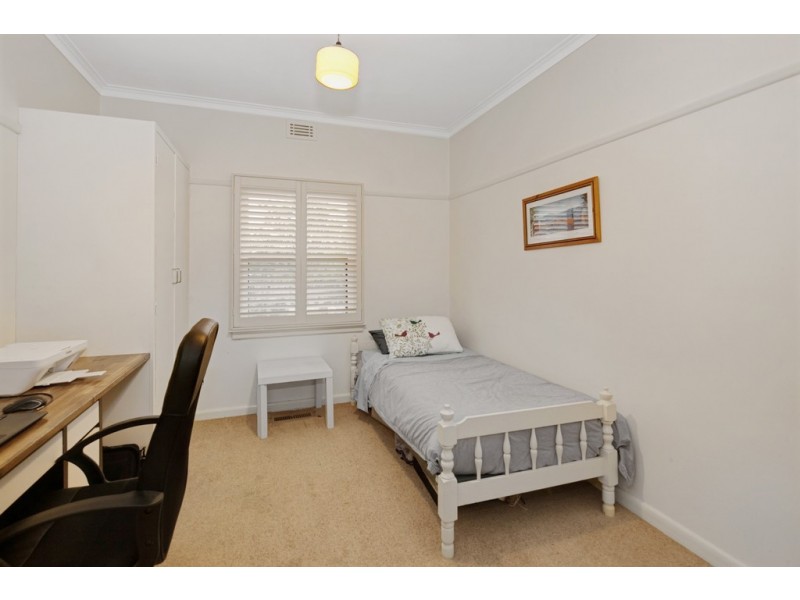 27 York Street, Golden Point VIC 3350
