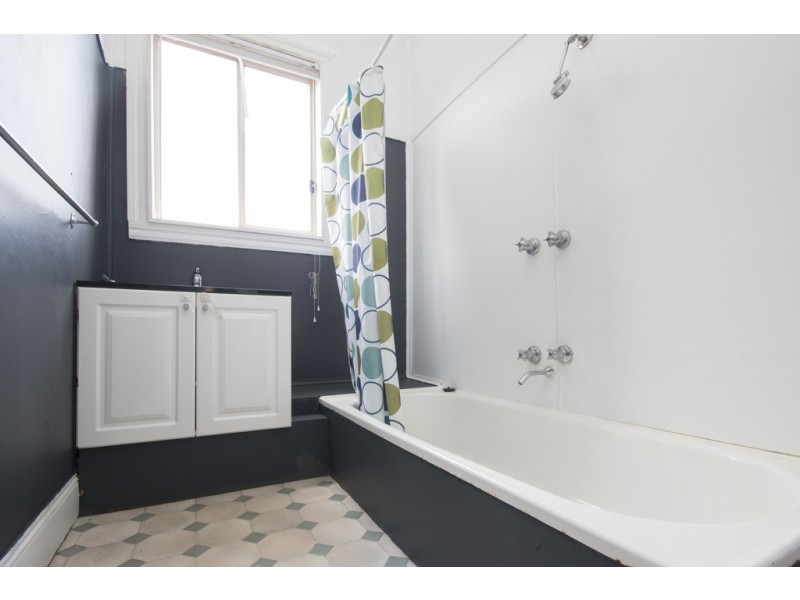 120 Canterbury Street, Brown Hill VIC 3350