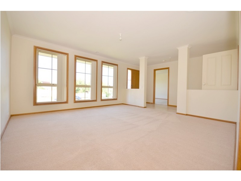 2 Mayfair Court, Mount Helen VIC 3350