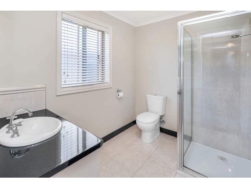 6 Nimble Drive, Delacombe VIC 3356