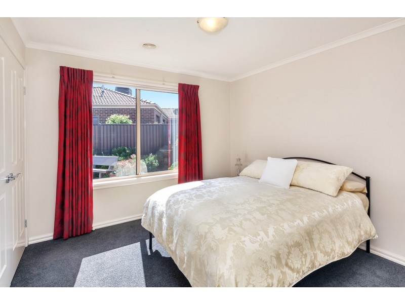 6 Nimble Drive, Delacombe VIC 3356