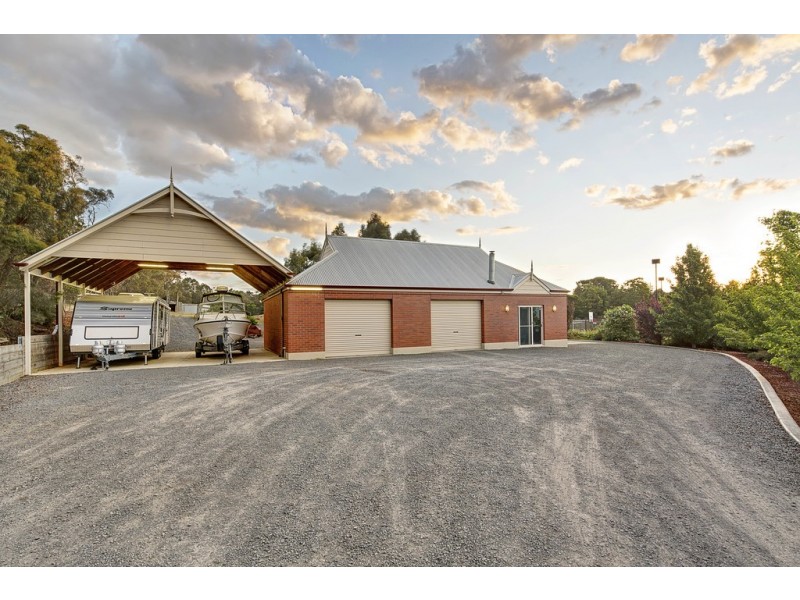 26 White Swan Road, Invermay VIC 3352