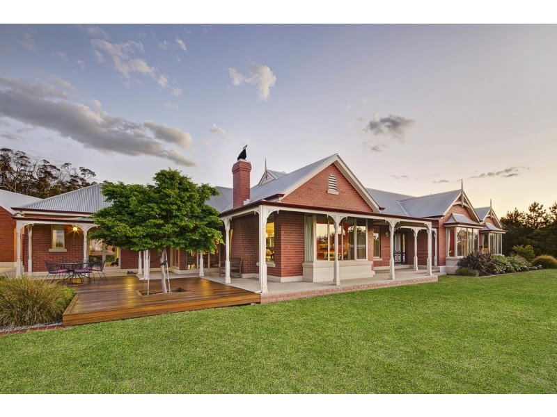 26 White Swan Rd, Ballarat VIC 3350