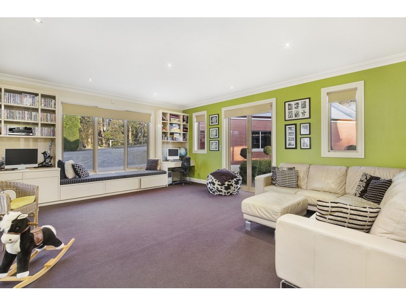 26 White Swan Rd, Ballarat VIC 3350