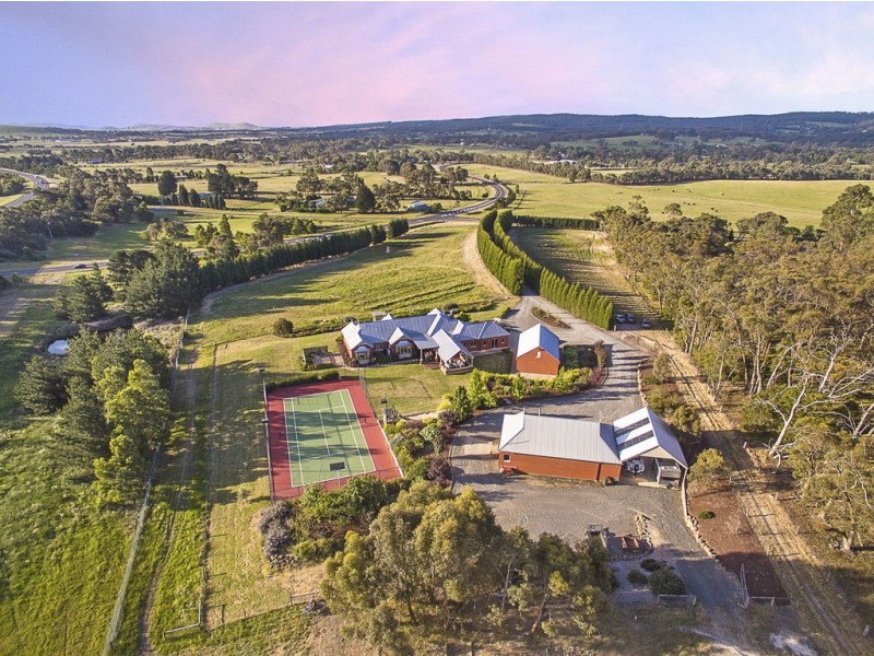 26 White Swan Rd, Ballarat VIC 3350