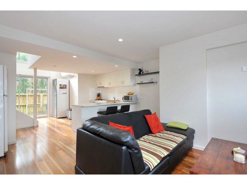 6/719 Geelong Road, Canadian VIC 3350