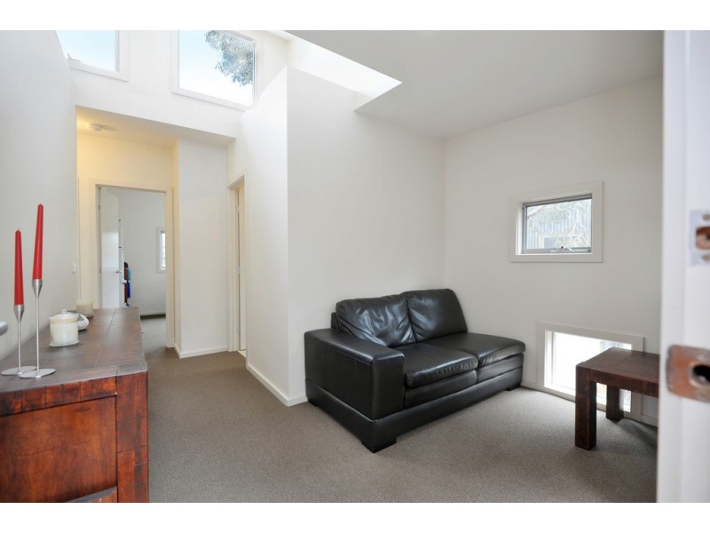 6/719 Geelong Road, Canadian VIC 3350