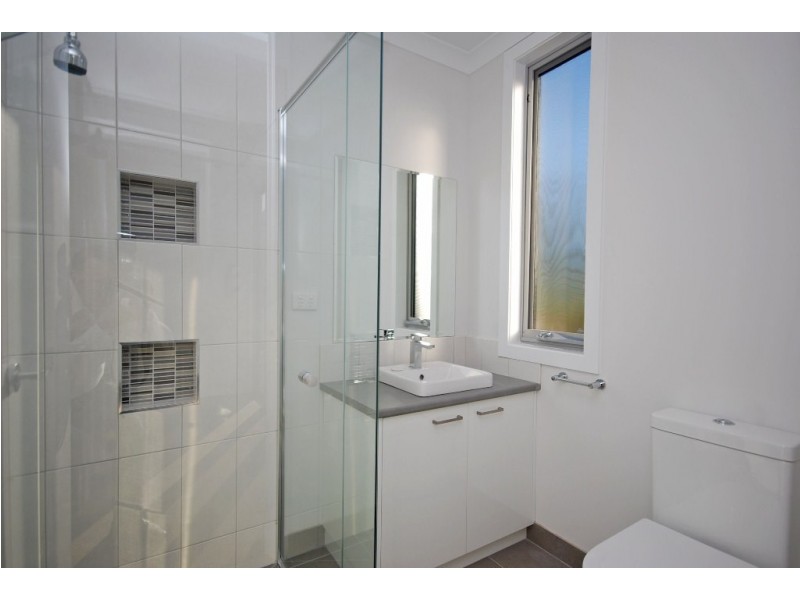 1 Holmsgarth Court, Brown Hill VIC 3350