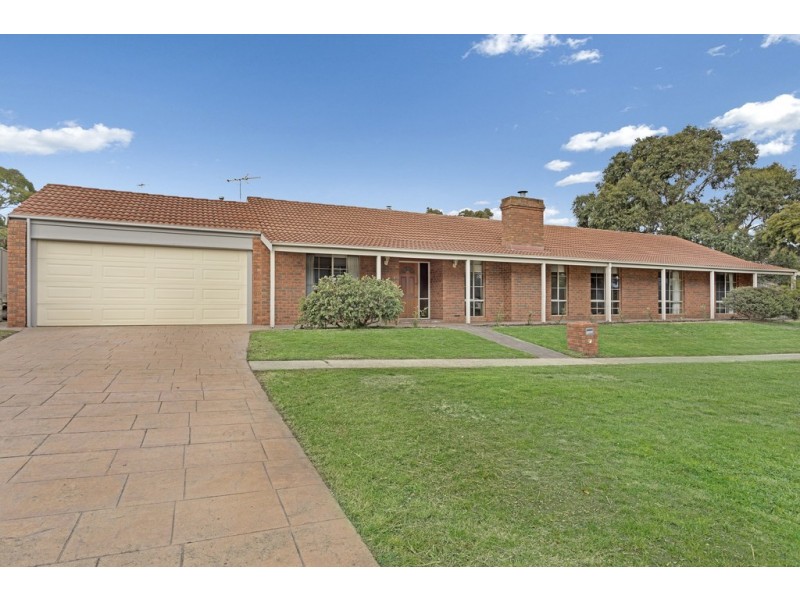 1 Wirilda Court, Mount Helen VIC 3350