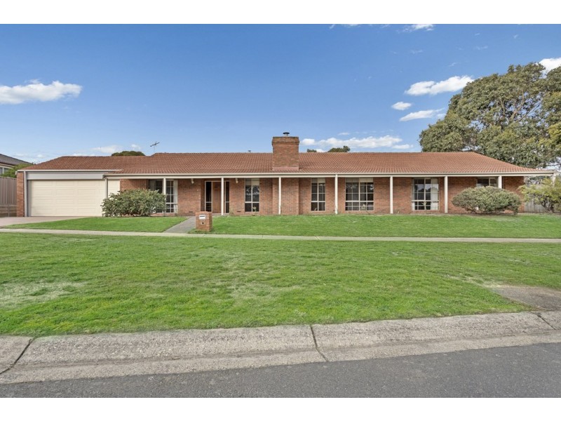 1 Wirilda Court, Mount Helen VIC 3350