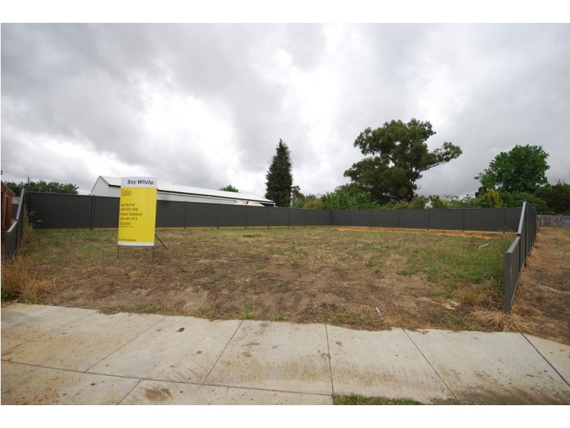 6 Nelmore Court, Canadian VIC 3350