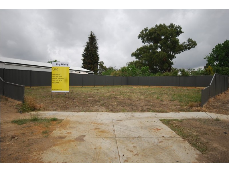 6 Nelmore Court, Canadian VIC 3350