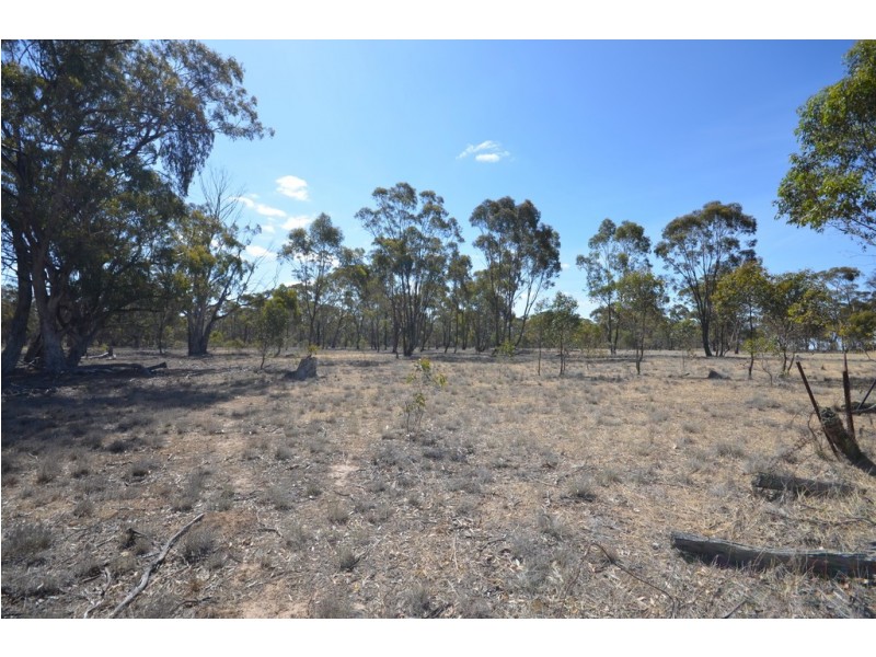 CA 22-23 Sims Lane, Homebush VIC 3465