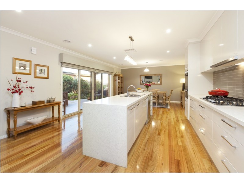 13 Bellington Drive, Alfredton VIC 3350