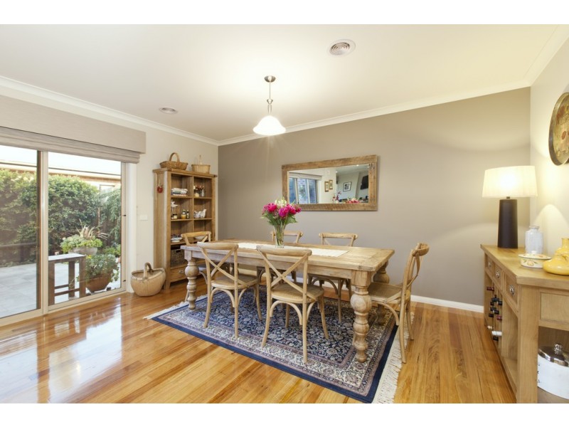 13 Bellington Drive, Alfredton VIC 3350