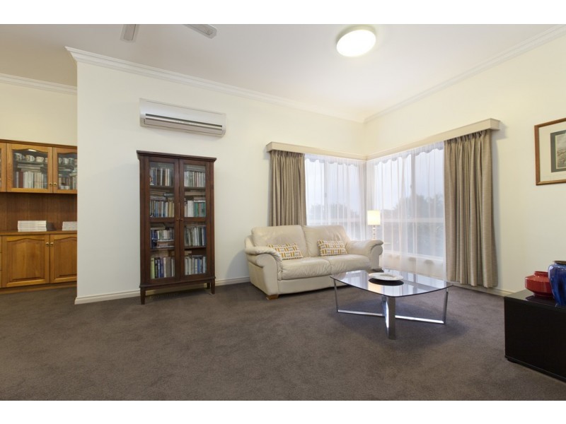 216 Wilson Street, Canadian VIC 3350