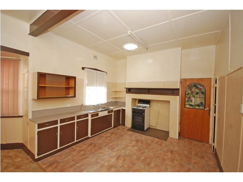 1109 Howitt Street, Wendouree VIC 3355