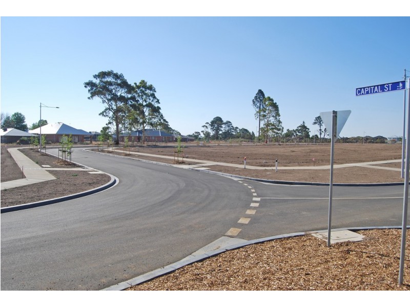 17 Capital Street, Alfredton VIC 3350