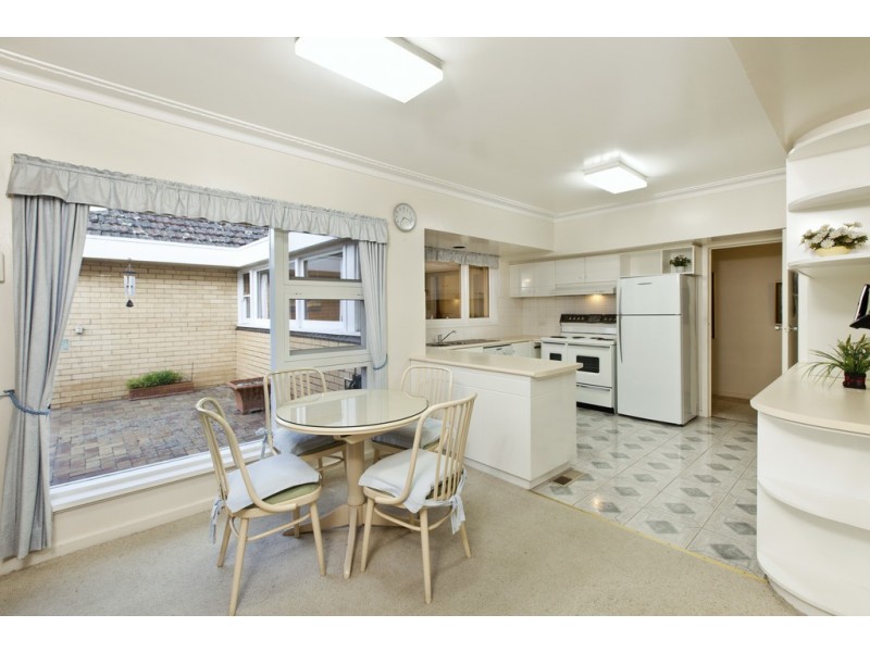 1010 Macarthur Street, Lake Wendouree VIC 3350