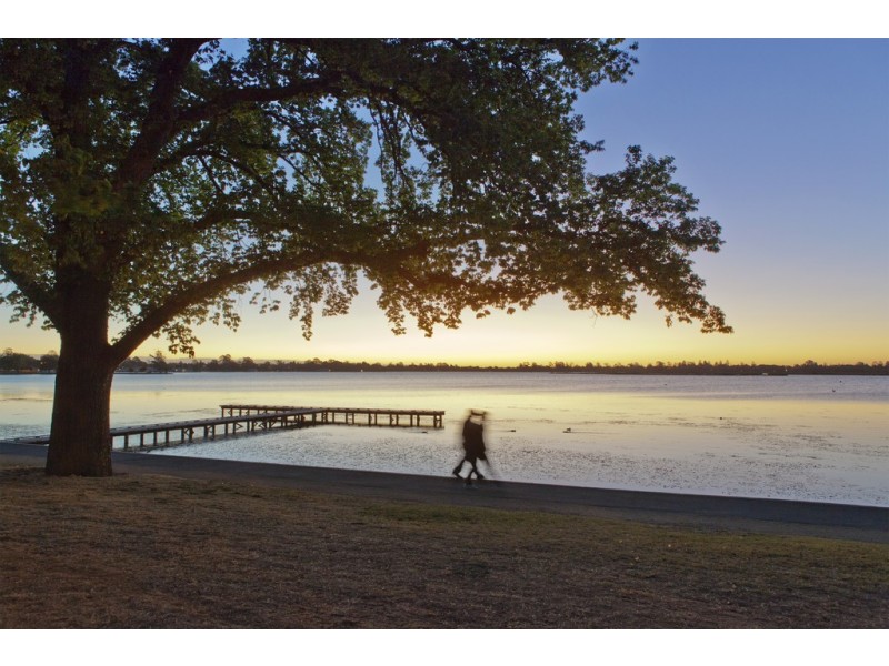 1010 Macarthur Street, Lake Wendouree VIC 3350