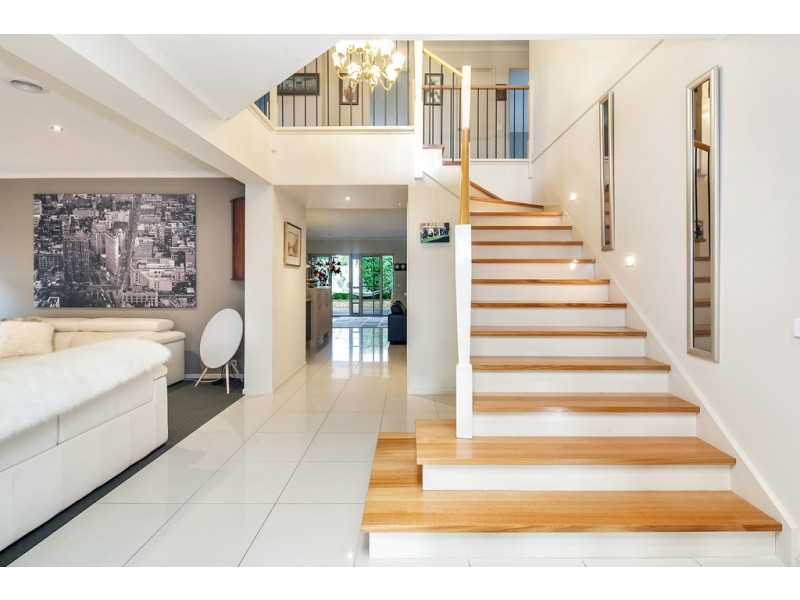 4 Carnaby Way, Canadian VIC 3350