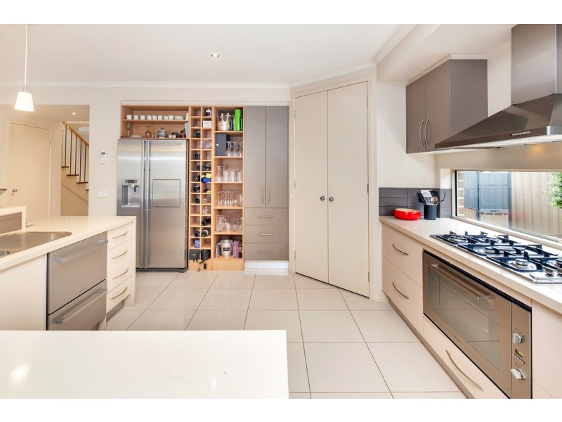 4 Carnaby Way, Canadian VIC 3350