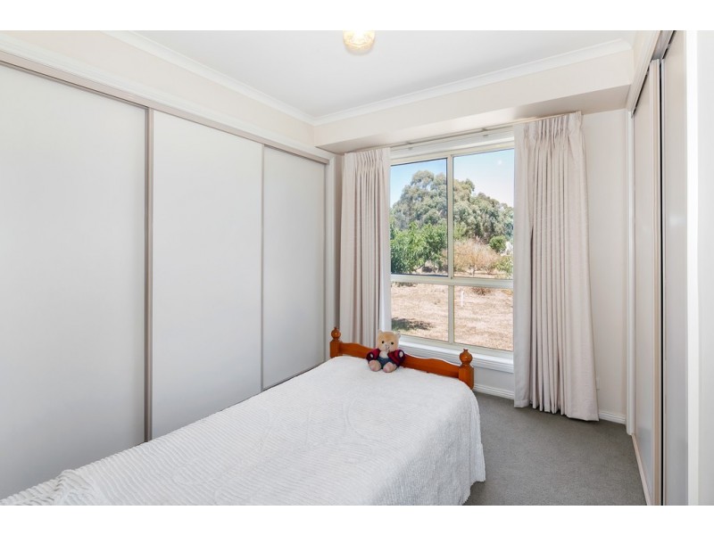 5 Mountview Drive, Sebastopol VIC 3356
