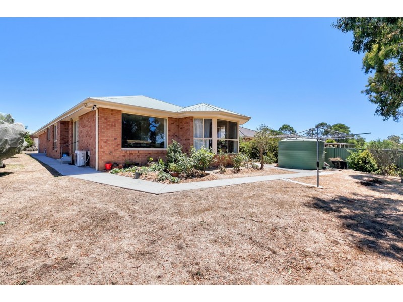 5 Mountview Drive, Sebastopol VIC 3356
