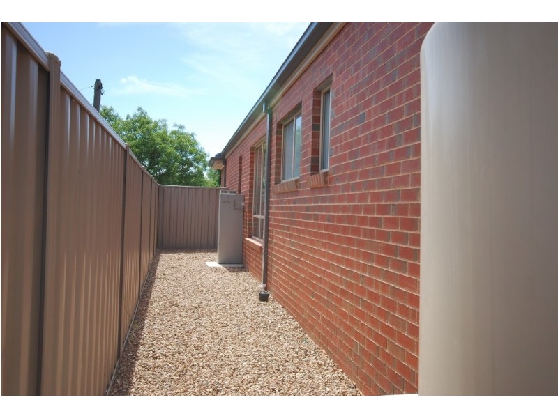 105c Campbells Crescent, Redan VIC 3350